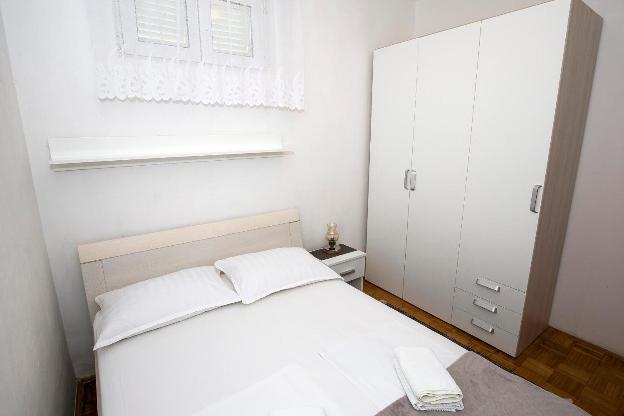 Apartman Roza Omiš Exteriér fotografie