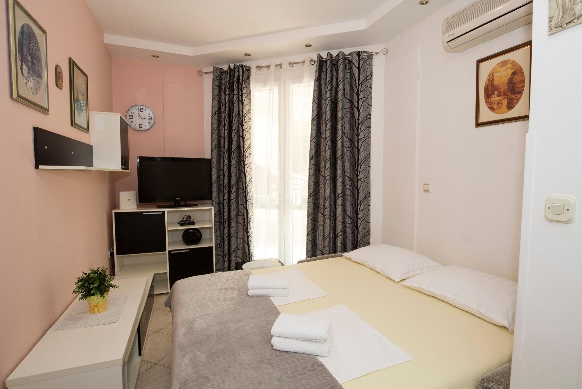 Apartman Roza Omiš Exteriér fotografie
