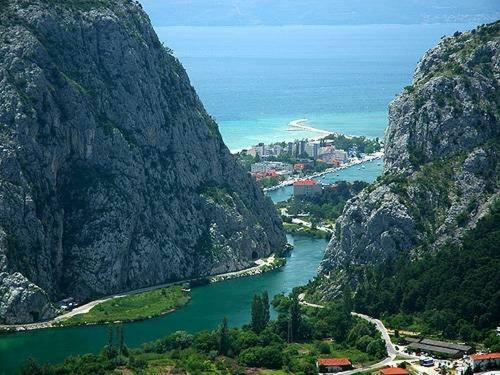 Apartman Roza Omiš Exteriér fotografie